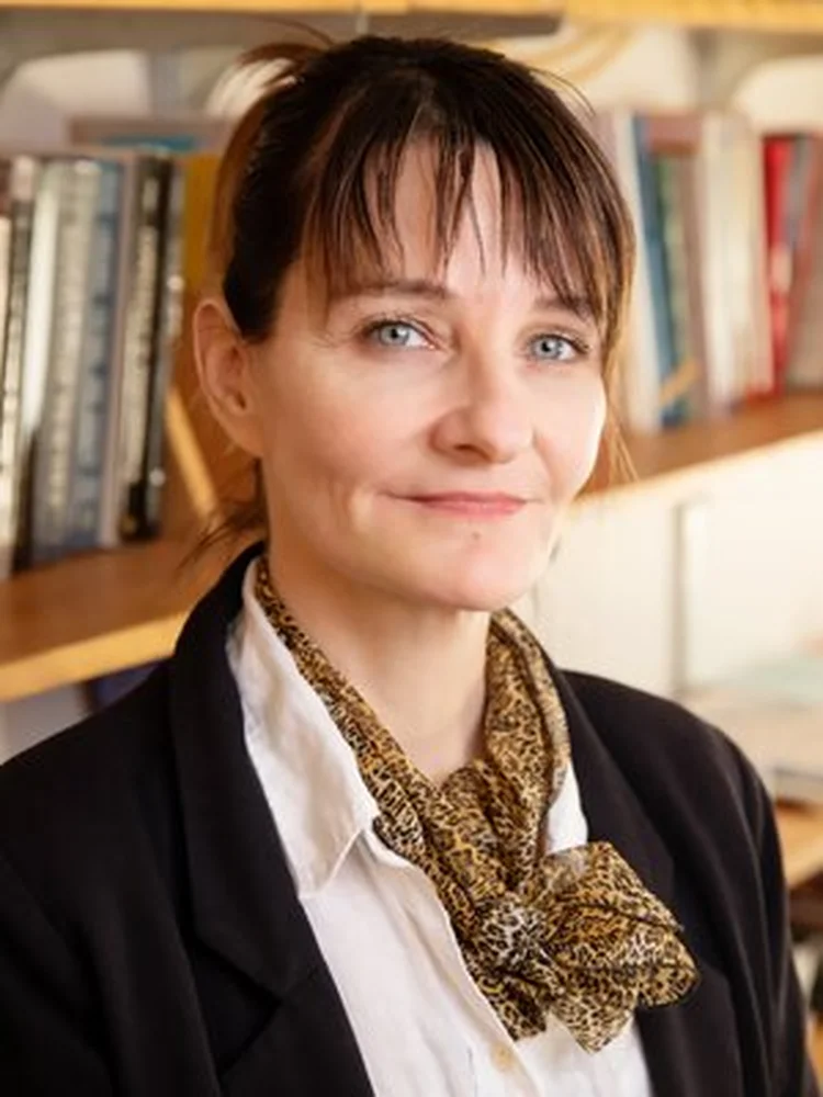 Ellen Moodie headshot
